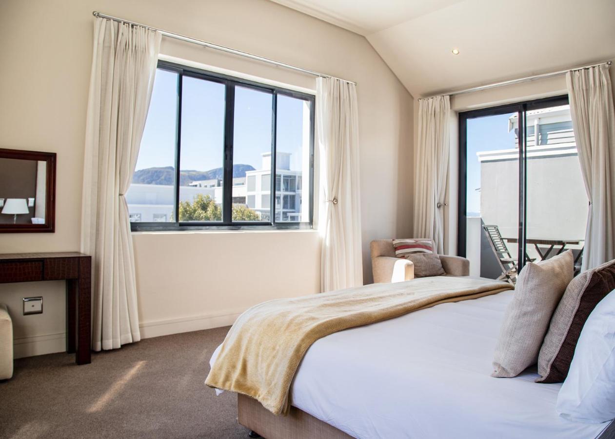 Marine Square Luxury Suites Херманус Экстерьер фото