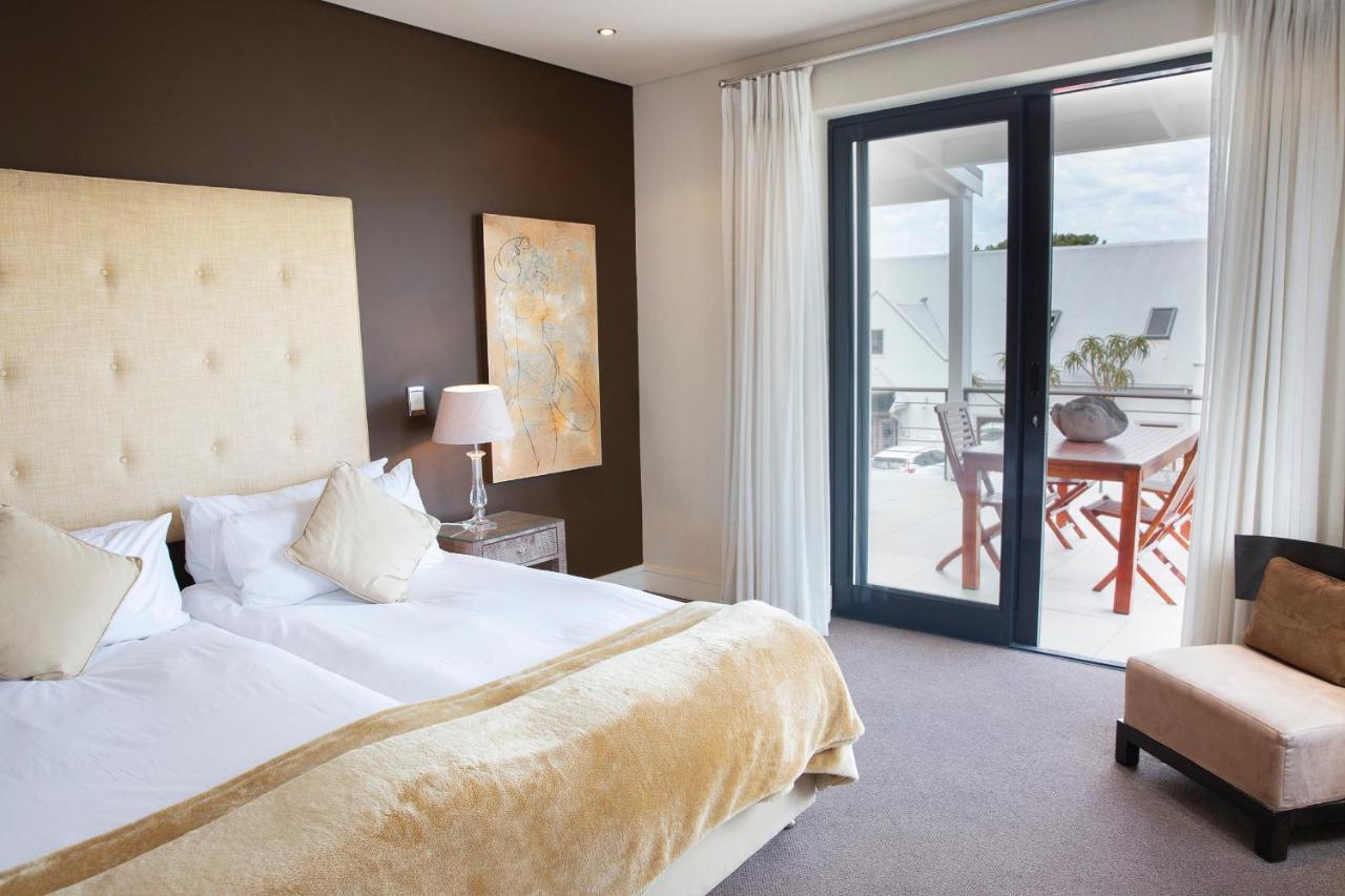 Marine Square Luxury Suites Херманус Экстерьер фото